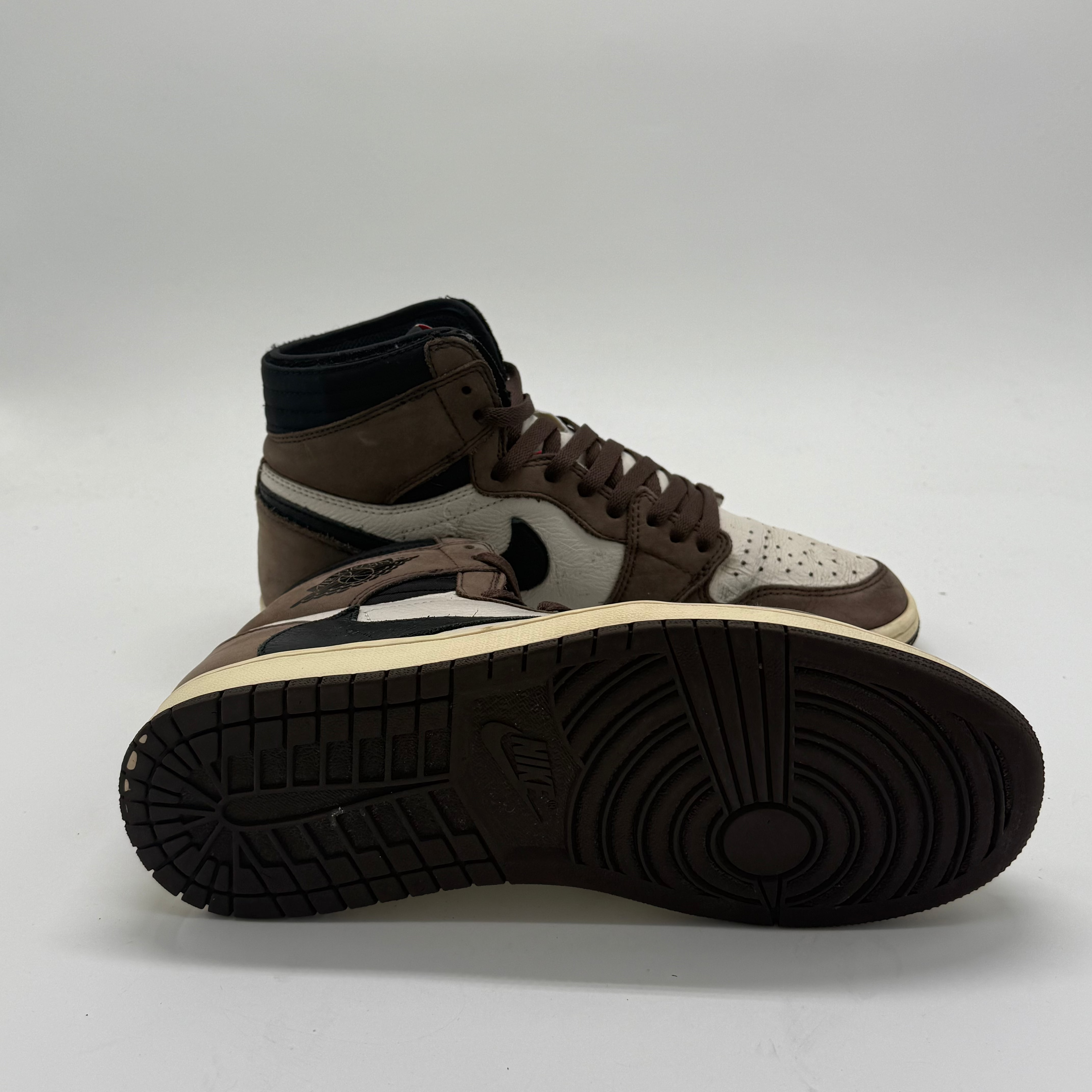 Nike Air Jordan 1 High Retro Travis Scott Cactus Jack - EU 43