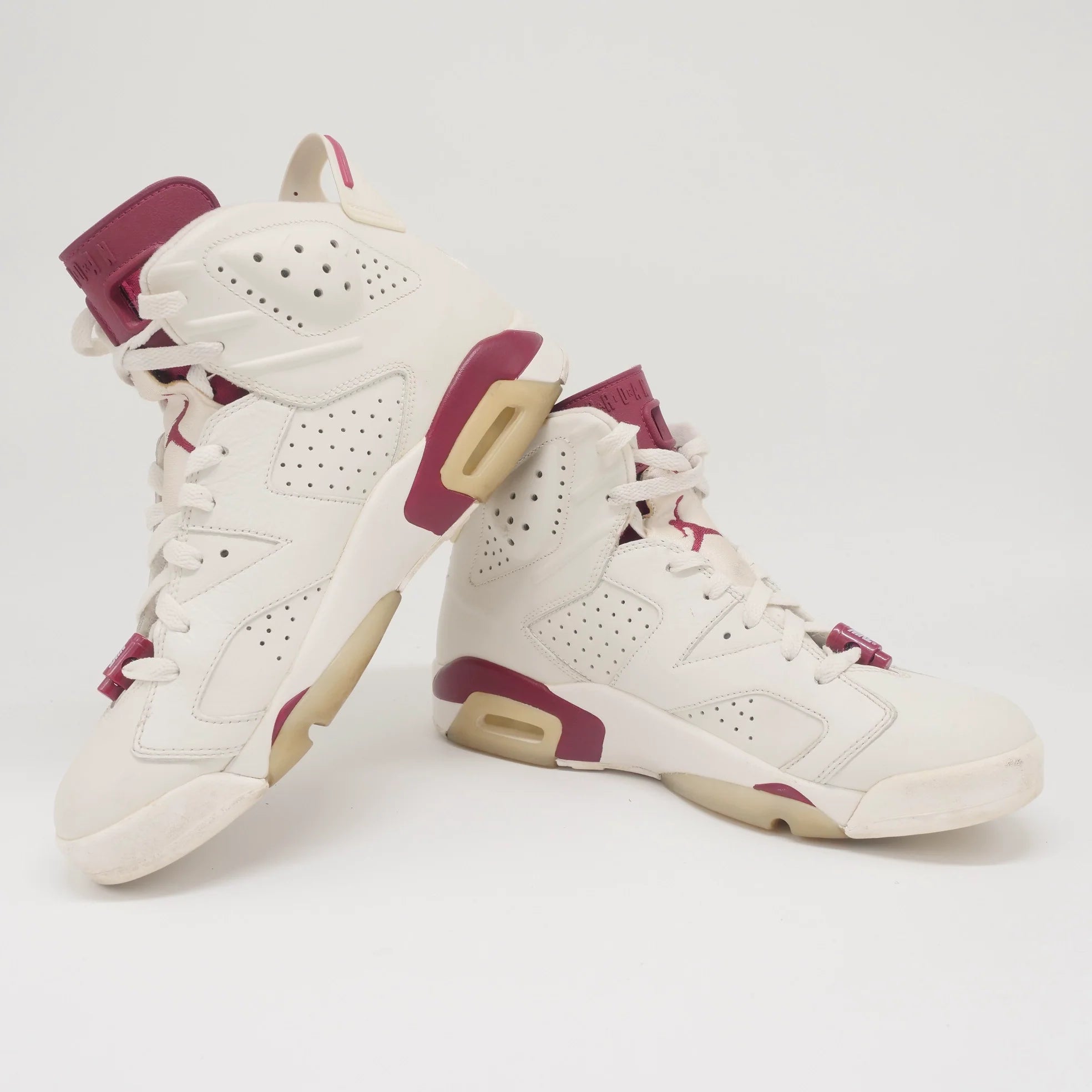 Air Jordan 6 Maroon - EU 43